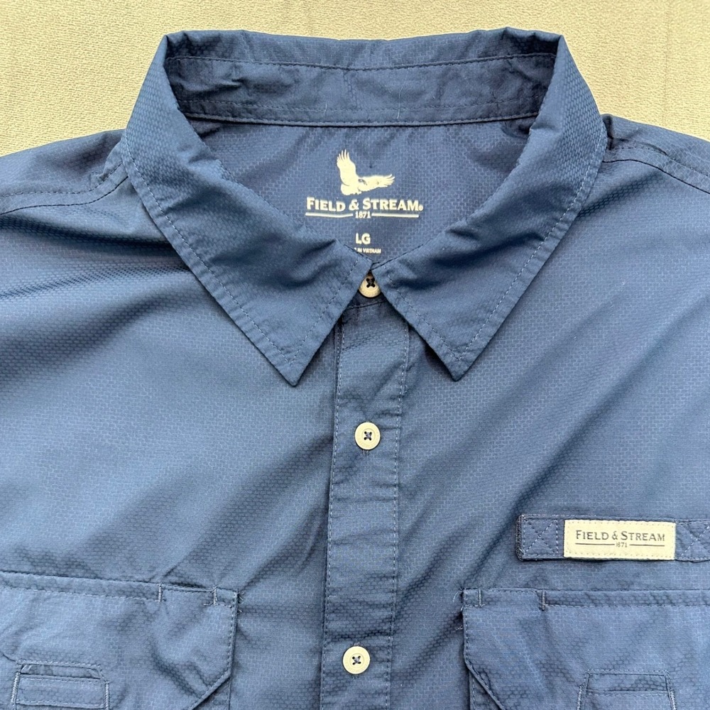 Field & Stream Mens Large Blue Short Sleeve Button Shirt Vented Fishing Outdoor